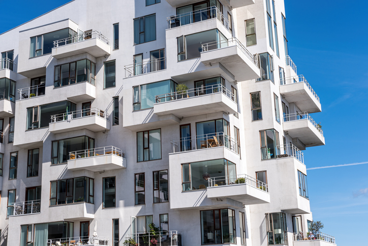 Top Questions to Ask Multifamily Real Estate Brokers Before You List or Buy